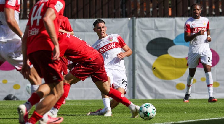 September 19, 2026, Germany, Aspach Soccer: VfB Stuttgart II vs. SSV Jahn Regensburg; Goal scorer Collin Luca Schramm (VfB II) scores the goal from the center to make it 2–3