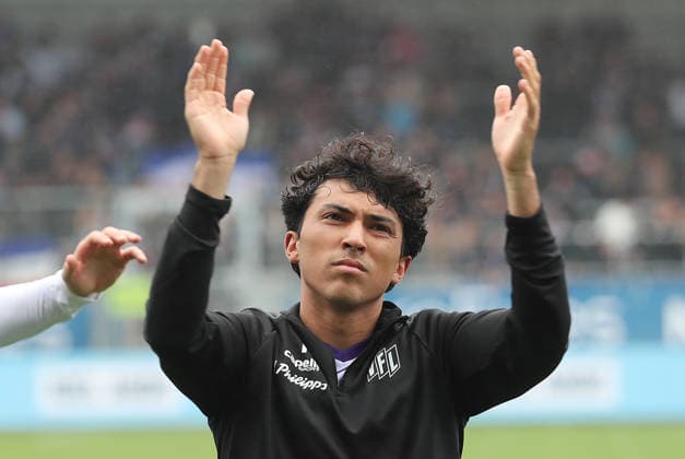 Jonathan Gomez, VfL Osnabrück Soccer, Men s Team, 2026–2027 Season, 2. Bundesliga, Holstein Stadium, Holstein Kiel vs. VfL Osnabrück, 1–1. DFL regulations prohibit any use of photographs as image sequences and or quasi-video.