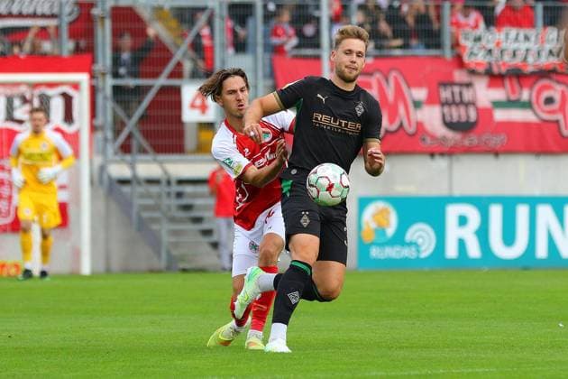 Regionalliga West Rot Weiß Oberhausen Borussia Mönchengladbach II ** FOR EDITORIAL USE ONLY ** EDITORIAL USE ONLY ** by Nico Klaß, Thilo Töpken RWO Borussia Mönchengladbach II Location: Oberhausen, Niederrhein Stadium Date: September 19, 2026 Germany, North Rhine-Westphalia, Oberhausen Copyright MichaxKorb Copyright: MichaxKorb doc87o4r2rzdubpm85npc0 ,EDITORIAL USE ONLY Copyright: MichaxKorb
