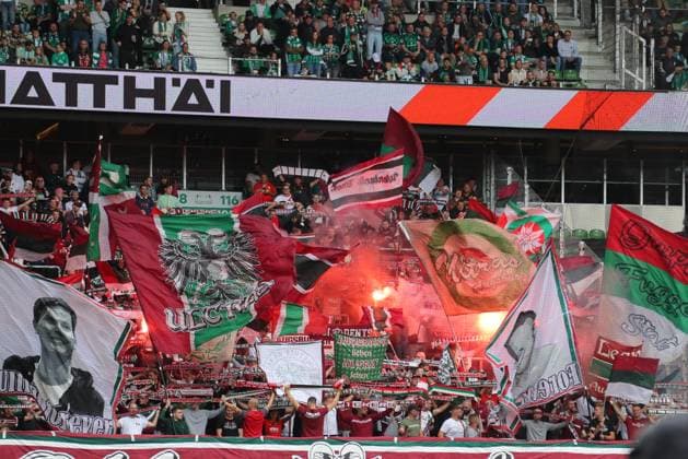 September 26, 2019, GER, Soccer, 1st Men s Bundesliga, Matchday 4, 2026–2027 Season, SV Werder Bremen vs. FC Augsburg; Pyrotechnics, Fire, Flares, Smoke; FC Augsburg, Bremen, Weserstadion, Bremen, Germany Copyright: xnordphotoxGmbHx xTauchnitzx