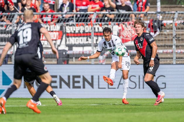 Meiko Sponsel, Viktoria Köln, 19, Nishan Velupillay, FC Ingolstadt 04, 28, with a shot on goal, Tobias Eisenhuth, Viktoria Köln, No. 06, arrives too late; shot on goal; tackle; FC Viktoria Köln vs. FC Ingolstadt 04; soccer; 3rd Division; Matchday 7; 2026–27 season; September 19, 2026; DFL regulations prohibit any use of photographs as image sequences and or quasi-video, FC Viktoria Köln vs. FC Ingolstadt 04, soccer, 3rd Division, Matchday 7, 2026–27 season, September 19, 2026, Cologne Copyright: xEibner-Pressefoto LukasxBaldygax EP_LBA