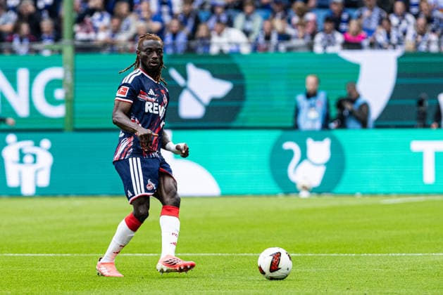 1 German Bundesliga: Hamburger SV 1 – FC Köln, September 19, 2026; Gideon Mensah, FC Köln, 14; 1 German Bundesliga, Matchday 4: Hamburger SV 1 – FC Köln, Volksparkstadion, Hamburg September 19, 2026 DFL regulations prohibit any use of photographs as image sequences and or quasi-video Copyright: xBEAUTIFULxSPORTS Buriakovx