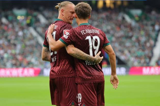September 26, 2019, GER, Soccer, 1st Bundesliga Men, Matchday 4, 2026–2027 Season, SV Werder Bremen vs. FC Augsburg Goal Celebration Cheering Goal Scorer Robin Fellhauer FC Augsburg 19 celebrates the goal making it 0–1 Marius Wolf FC Augsburg 27 Bremen Weserstadion Bremen Germany Copyright: xnordphotoxGmbHx xTauchnitzx