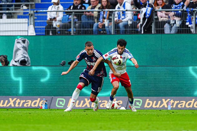 Said El Mala, 1 FC Köln, 10; Zakaria El Ouahdi, Hamburger SV, 07 GER; Hamburger SV vs. 1 FC Köln, Soccer, Bundesliga 1, Matchday 4, 2026–2027 Season, September 19, 2026 DFL regulations prohibit any use of photographs as image sequences and or quasi-video GER, Hamburger SV vs. 1. FC Köln, soccer, 1. Bundesliga, Matchday 04, 2026–2027 Season, September 19, 2026, Hamburg Copyright: xEibner-Pressefoto MarcelxvonxFehrnx EP_MFN