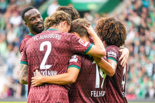 Goal to make it 0-1 for FC Augsburg by Robin Fellhauer, FC Augsburg, 19, goal celebration, joy, emotions, German soccer, Bundesliga, 2026-27 season, Matchday 4, September 19, 2026, Werder Bremen vs. FC Augsburg, Weserstadion, Bremen Copyright: xLeonxFrickx