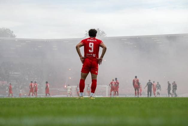 SOCCER REGIONAL LEAGUE NORTHEAST 2026–2027 SEASON, MATCHDAY 10: FC ROT WEISS ERFURT vs. FC ERZGEBIRGE AUE ** FOR EDITORIAL USE ONLY ** FOR EDITORIAL USE ONLY ** September 19, 2026 Erfurt Soccer Northeast Regional League Matchday 10, 2026–2027 Season, Steigerwaldstadion: FC Rot-Weiss Erfurt vs. FC Erzgebirge Aue (photo shows a game interruption due to pyrotechnics in the Erfurt fan section). Germany, Thuringia, Erfurt Copyright SaschaxFromm Copyright: SaschaxFromm doc87o5ag0tu88e39m3qm4 ,EDITORIAL USE ONLY Copyright: SaschaxFromm