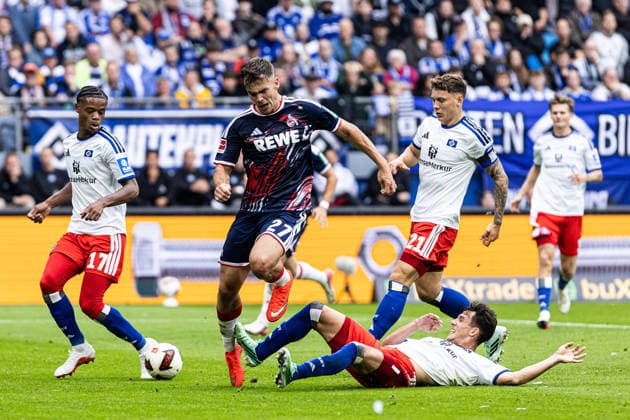 1 German Bundesliga: Hamburger SV 1 FC Cologne, September 19, 2026. Thijs Dallinga, FC Cologne, 27, Nicolas Capaldo, Hamburger SV, 24, 1 German Bundesliga, Matchday 4, Hamburger SV 1 FC Köln, Volksparkstadion, Hamburg, September 19, 2026. DFL regulations prohibit any use of photographs as image sequences and or quasi-video. Copyright: xBEAUTIFULxSPORTS Buriakovx