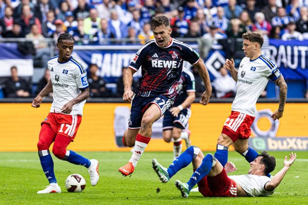 1 German Bundesliga: Hamburger SV 1 FC Köln, September 19, 2026; Thijs Dallinga, FC Köln, 27, Nicolas Capaldo, Hamburger SV, 24 1 German Bundesliga, Matchday 4 Hamburger SV 1 FC Köln Volksparkstadion, Hamburg September 19, 2026 DFL regulations prohibit any use of photographs as image sequences and or quasi-video Copyright: xBEAUTIFULxSPORTS Buriakovx