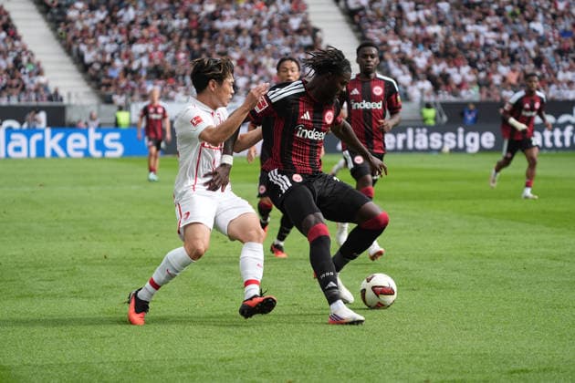 Lilian Brassier: Eintracht Frankfurt Saves the Day Against Yuito Suzuki, SC Freiburg, September 14, 2026, Bundesliga, 2026–2027 Season, Eintracht Frankfurt vs. SC Freiburg, Deutsche Bank Park, Matchday 4