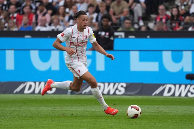Derry Scherhant s solo run for SC Freiburg, 7, on the goal that made it 1-1 on September 19, 2026, Bundesliga, Season 26-27: Eintracht Frankfurt vs. SC Freiburg, Deutsche Bank Park, Matchday 4