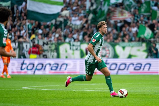 September 19, 2026, GER, Soccer, Men s, 1st Bundesliga, 2026–2027 Season, Matchday 4, SV Werder Bremen vs. FC Augsburg; Niclas Füllkrug (Werder Bremen), 10 with the ball; DFB and DFL regulations prohibit any use of photographs as image sequences and or quasi-video; Weserstadion, Bremen, Germany Copyright: xNordphoto Memmlerx