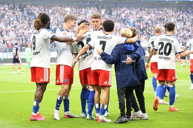 September 19, 2026 xfsx Soccer 1. Bundesliga Hamburger Sportverein 1 FC Cologne v l HSV celebrates the 1-0 goal by Nicolas Capaldo Hamburger SV, 24 DFL DFB regulations prohibit any use of photographs as image sequences and or quasi-video Copyright: HMBxMedia FernandoxSoares