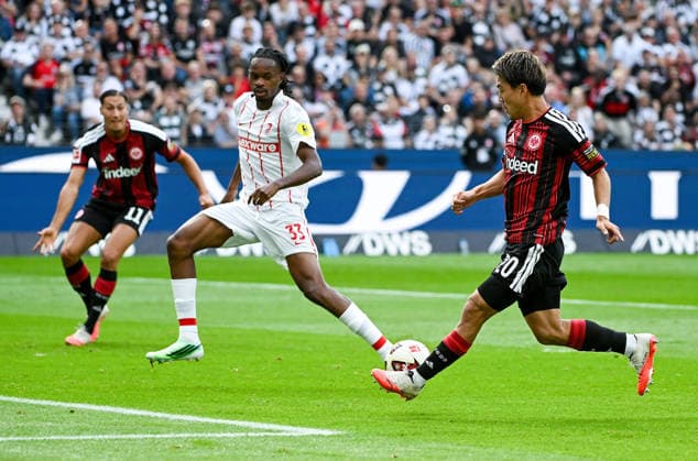 September 19, 2026, xpsx, Soccer, Bundesliga 1, Eintracht Frankfurt vs. SC Freiburg – goal making it 1-0 for Frankfurt by Jordy Makengo (SC Freiburg), Ritsu Doan, Eintracht Frankfurt; goal scorer Younes Ebnoutalib, Eintracht Frankfurt. DFL and DFB regulations prohibit any use of photographs as image sequences and or quasi-video. Eintracht Frankfurt