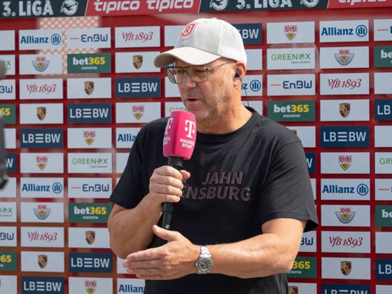 Interview with Coach Sascha Hildmann of SSV Jahn Regensburg on the microphone, statement on the sponsor board, post-match report, gestures, GER, soccer, VfB Stuttgart II vs. SSV Jahn Regensburg, 3rd Division, Matchday 7, 2026–2027 season, September 19, 2026, Germany, soccer, VfB Stuttgart II vs. SSV Jahn Regensburg, 3rd Division, Matchday 8, 2026–2027 season, September 19, 2026, Leinfelden-Echterdingen Copyright: xCarstenxSchweringx EP_CSG