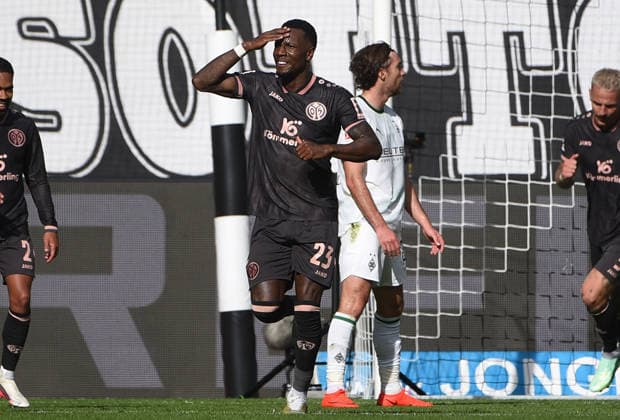 September 19, 2026, xhbx, Soccer, Bundesliga 1, Borussia Mönchengladbach 1 FSV Mainz 05 v l Goal celebration, Goal celebration, celebrating the goal 1-2 by Sheraldo Becker, FSV Mainz 05. DFL and DFB regulations prohibit any use of photographs as image sequences and or quasi-video. Mönchengladbach