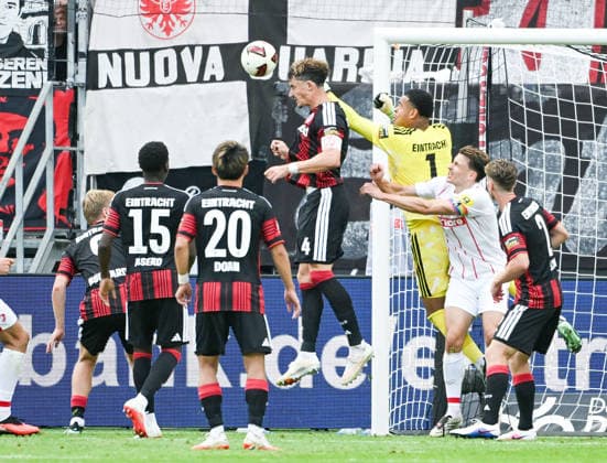 September 19, 2026, xpsx, Soccer, Bundesliga 1, Eintracht Frankfurt vs. SC Freiburg: Robin Koch (Eintracht Frankfurt), Noah Atubolu (Eintracht Frankfurt). DFL and DFB regulations prohibit any use of photographs as image sequences and or quasi-video content. Eintracht Frankfurt
