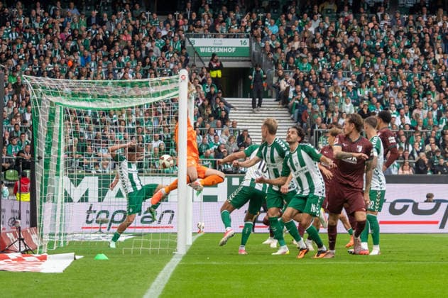 German Soccer 1st Bundesliga, Matchday 4, 2026–2027, Werder Bremen vs. FC Augsburg on September 19, 2026, at the Weserstadion in Bremen; Calvin Brackelmann of FC Augsburg scored the goal to make it 0–2, 2 Copyright: xSvenxHeidmannx