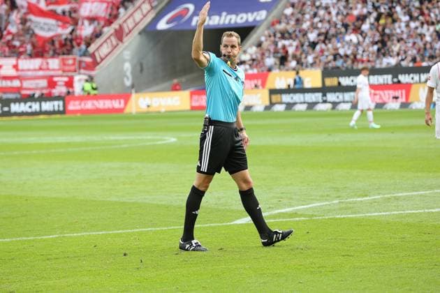 September 19, 2026 xmgoodx Frankfurt am Main, Deutsche Bank Park, Bundesliga Season 2026–2027, Eintracht Frankfurt vs. SC Freiburg, Free Kick, Referee Sören Storks, DFL, DFB. REGULATIONS PROHIBIT ANY USE OF PHOTOGRAPHS AS IMAGE SEQUENCES AND OR QUASI-VIDEO