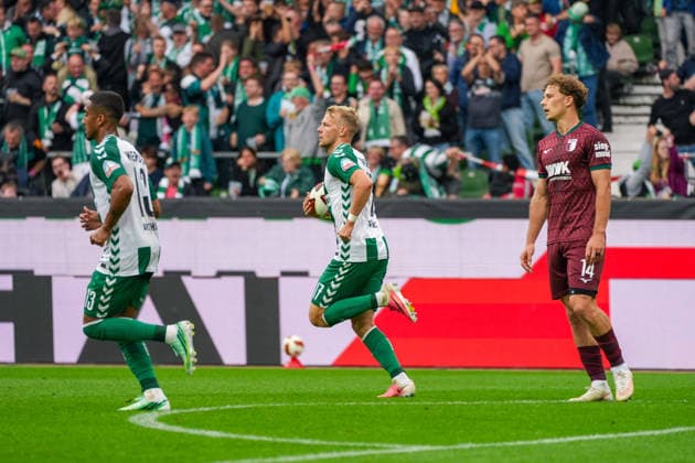 Goal for the 1-2 by Marco Grüll, Werder Bremen, 17, Emotions, German Soccer, Bundesliga, 2026-27 Season, Matchday 4, September 19, 2026, Werder Bremen vs. FC Augsburg, Weserstadion, Bremen Copyright: xLeonxFrickx