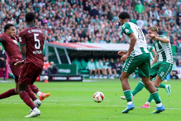 Niclas Fuellkrug of Werder Bremen scores the goal to tie the game at 2–2 with this shot during the Bundesliga match between SV Werder Bremen and FC Augsburg at Weserstadion on September 19, 2026, in Bremen, Germany. Photo by Marco Steinbrenner, DeFodi Images. Niclas Fuellkrug of Werder Bremen scores the goal to make it 2–2 with this shot during the Bundesliga match between SV Werder Bremen and FC Augsburg at Weserstadion on September 19, 2026 in Bremen, Germany Photo by Marco Steinbrenner DeFodi Images DFB and DFL regulations prohibit any use of photographs as image sequences and or quasi-video Photo by Marco Steinbrenner DeFodi Images