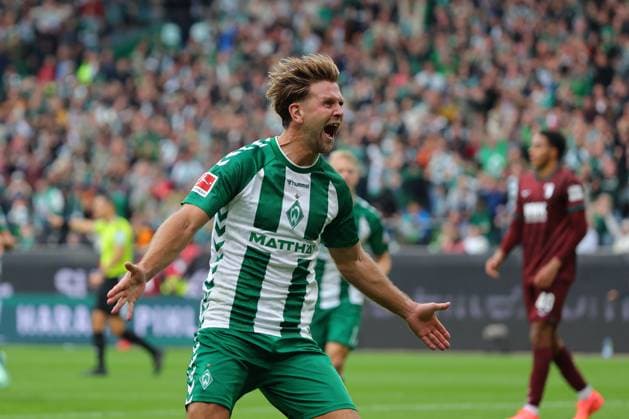 September 26, 2019, Germany, Soccer, Men s 1st Bundesliga, Matchday 4, 2026–2027 Season, SV Werder Bremen vs. FC Augsburg Goal Celebration Cheering Goal Scorer(s) Niclas Füllkrug Niclas Fuellkrug SV Werder Bremen 10 celebrates the goal that tied the game at 2–2 at the Weserstadion in Bremen, Germany Copyright: xnordphotoxGmbHx xTauchnitzx