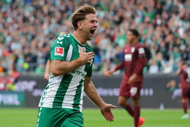 September 26, 2019, Germany, Soccer, Men s 1st Bundesliga, Matchday 4, 2026–2027 Season, SV Werder Bremen vs. FC Augsburg Goal Celebration Cheering Goal Scorer(s) Niclas Füllkrug Niclas Fuellkrug SV Werder Bremen 10 celebrates the goal that tied the game at 2–2 at the Weserstadion in Bremen, Germany Copyright: xnordphotoxGmbHx xTauchnitzx