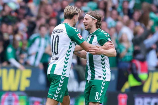 Mitchell Weiser of Werder Bremen celebrates his goal to make it 3–2 with Niclas Füllkrug of Werder Bremen during the Bundesliga match between SV Werder Bremen and FC Augsburg at Weserstadion on September 19, 2026, in Bremen, Germany. Photo by Marco Steinbrenner, DeFodi Images. Mitchell Weiser of Werder Bremen celebrates after scoring his team’s third goal with Niclas Füllkrug of Werder Bremen during the Bundesliga match between SV Werder Bremen and FC Augsburg at Weserstadion on September 19, 2026 in Bremen, Germany. Photo by Marco Steinbrenner, DeFodi Images. DFB and DFL regulations prohibit any use of photographs as image sequences and or quasi-video. Photo by Marco Steinbrenner, DeFodi Images.