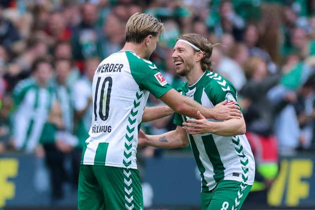 Mitchell Weiser of Werder Bremen celebrates his goal to make it 3–2 with Niclas Füllkrug of Werder Bremen during the Bundesliga match between SV Werder Bremen and FC Augsburg at Weserstadion on September 19, 2026, in Bremen, Germany. Photo by Marco Steinbrenner, DeFodi Images. Mitchell Weiser of Werder Bremen celebrates after scoring his team’s third goal with Niclas Füllkrug of Werder Bremen during the Bundesliga match between SV Werder Bremen and FC Augsburg at Weserstadion on September 19, 2026 in Bremen, Germany. Photo by Marco Steinbrenner, DeFodi Images. DFB and DFL regulations prohibit any use of photographs as image sequences and or quasi-video. Photo by Marco Steinbrenner, DeFodi Images.