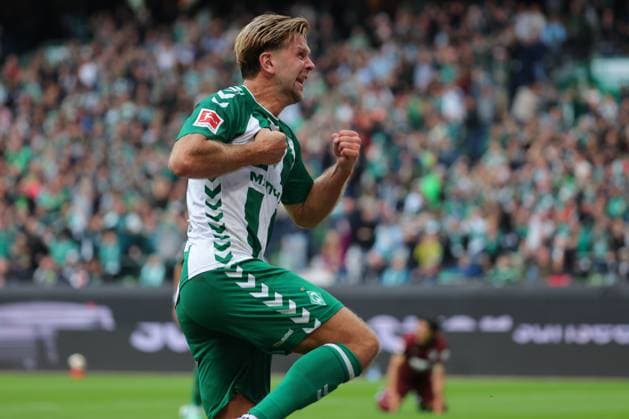 September 26, 2019, Germany, Soccer, Men s 1st Bundesliga, Matchday 4, 2026–2027 Season, SV Werder Bremen vs. FC Augsburg Goal Celebration Cheering Goal Scorer(s) Niclas Füllkrug Niclas Fuellkrug SV Werder Bremen 10 celebrates the goal that tied the game at 2–2 at the Weserstadion in Bremen, Germany Copyright: xnordphotoxGmbHx xTauchnitzx