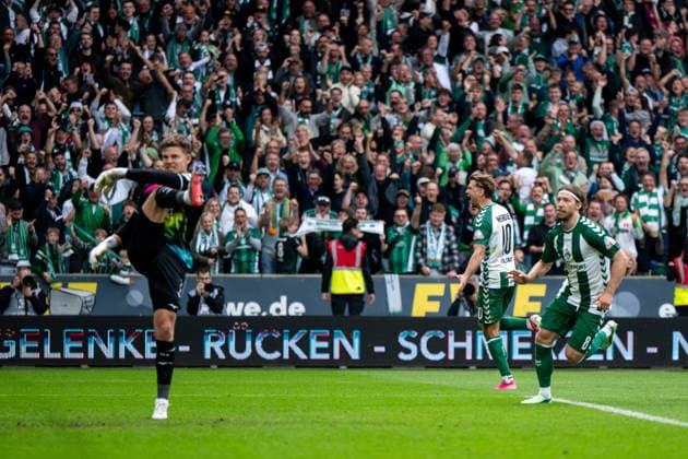 September 19, 2026, GER, Soccer, Men s, Bundesliga 1, 2026–2027 Season, Matchday 4, SV Werder Bremen vs. FC Augsburg: Niclas Füllkrug (Werder Bremen, No. 10) and Mitchell Weiser (Werder Bremen, No. 08) celebrate the goal that tied the score at 2–2. DFB and DFL regulations prohibit any use of photographs as image sequences and or quasi-video. Bremen Weserstadion, Bremen, Germany Copyright: xNordphoto Memmlerx