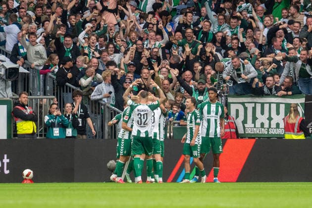 German Soccer 1st Bundesliga, Matchday 4, 2026–2027, Werder Bremen vs. FC Augsburg on September 19, 2026, at the Weserstadion in Bremen; Mitchell Weiser scores the 3-2 goal for Werder Bremen; 8: celebrations, joy, goal celebrations, emotions Copyright: xSvenxHeidmannx