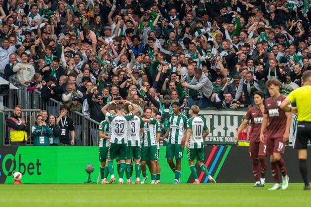 German Soccer 1st Bundesliga, Matchday 4, 2026–2027, Werder Bremen vs. FC Augsburg on September 19, 2026, at the Weserstadion in Bremen; Mitchell Weiser scores the 3-2 goal for Werder Bremen; 8: celebrations, joy, goal celebrations, emotions Copyright: xSvenxHeidmannx
