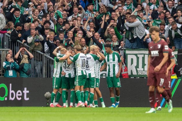 German Soccer 1st Bundesliga, Matchday 4, 2026–2027, Werder Bremen vs. FC Augsburg on September 19, 2026, at the Weserstadion in Bremen; Mitchell Weiser scores the 3-2 goal for Werder Bremen; 8: celebrations, joy, goal celebrations, emotions Copyright: xSvenxHeidmannx
