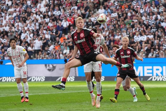 Chance Jonathan Burkardt Eintracht Frankfurt September 19, 2026 Bundesliga, Season 26-27 Eintracht Frankfurt vs. SC Freiburg, Deutsche Bank Park, Matchday 4