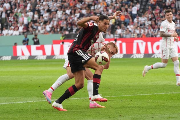 Younes Ebnoutalib: Eintracht Frankfurt defeats Philipp Lienhart s SC Freiburg, September 19, 2026, Bundesliga, 2026–27 season, Eintracht Frankfurt vs. SC Freiburg, Deutsche Bank Park, Matchday 4