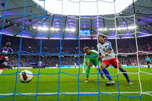 Goal to make it 2–0 by Yussuf Poulsen, Hamburger SV, 15, Remote Behind-the-Goal Camera (GER), Hamburger SV vs. 1. FC Köln, Soccer, Bundesliga 1, Matchday 04, 2026–2027 Season, September 19, 2026 DFL regulations prohibit any use of photographs as image sequences and or quasi-video GER, Hamburger SV vs. 1. FC Köln, soccer, 1. Bundesliga, Matchday 04, 2026–2027 Season, September 19, 2026, Hamburg Copyright: xEibner-Pressefoto MarcelxvonxFehrnx EP_MFN