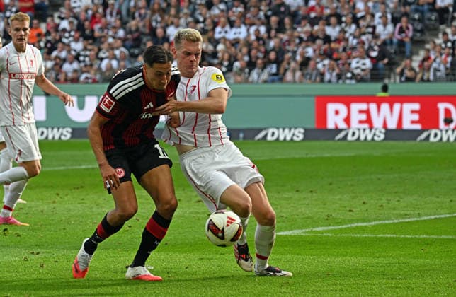 September 19, 2026, xjhx, Soccer 1st Bundesliga, Eintracht Frankfurt vs. SC Freiburg, Younes Ebnoutalib (Eintracht Frankfurt), Matthias Ginter (SC Freiburg). DFL and DFB regulations prohibit any use of photographs as image sequences and or quasi-video. Frankfurt am Main