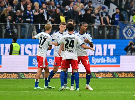 September 19, 2026, German soccer, men s, 1. Bundesliga, Matchday 4, 2026–2027 season, Hamburg, Hamburger SV vs. 1. FC Köln; the HSV team celebrates their victory. DFB and DFL regulations prohibit any use of photographs as image sequences and or quasi-video. Hamburg Volksparkstadion, Hamburg, Germany Copyright: xnordphotoxGmbH xWitkex