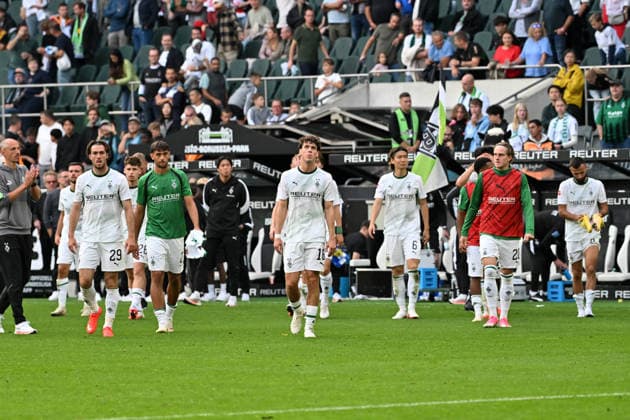 September 19, 2026, Mönchengladbach Soccer, Men s, 2026–2027 Season, Borussia Mönchengladbach vs. 1. FSV Mainz 05 Huge disappointment for Gladbach after the final whistle. DFL regulations prohibit any use of photographs as image sequences and or quasi-video content. Borussia Park, North Rhine-Westphalia, Germany