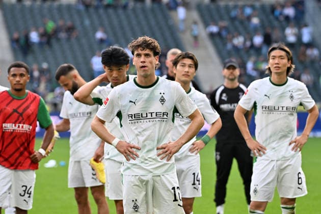 September 19, 2026, Mönchengladbach Soccer, Men s, 2026–2027 Season, Borussia Mönchengladbach vs. 1. FSV Mainz 05 Huge disappointment for Gladbach after the final whistle; here is Philipp Sander, Gladbach, center. DFL regulations prohibit any use of photographs as image sequences and or quasi-video content. Borussia Park, North Rhine-Westphalia, Germany