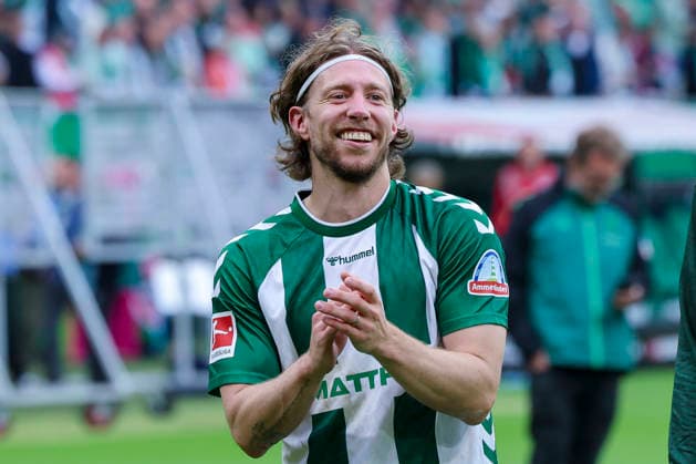 Mitchell Weiser of Werder Bremen celebrates during the Bundesliga match between SV Werder Bremen and FC Augsburg at Weserstadion on September 19, 2026, in Bremen, Germany. Photo by Marco Steinbrenner, DeFodi Images. Mitchell Weiser of Werder Bremen cheers during the Bundesliga match between SV Werder Bremen and FC Augsburg at Weserstadion on September 19, 2026 in Bremen, Germany. Photo by Marco Steinbrenner, DeFodi Images. DFB and DFL regulations prohibit any use of photographs as image sequences and or quasi-video. Photo by Marco Steinbrenner, DeFodi Images.