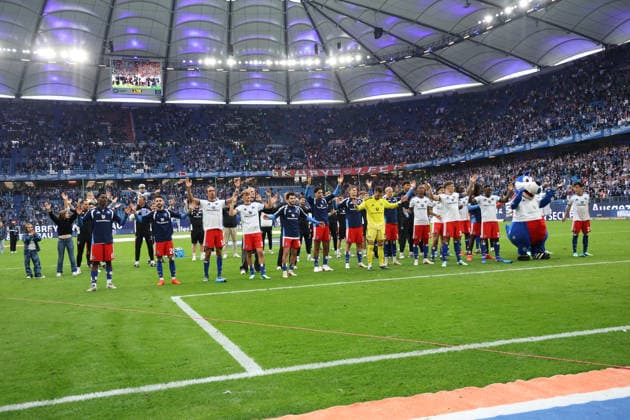 September 19, 2026 xfsx Soccer 1. Bundesliga Hamburger Sportverein 1 FC Köln v l The Hamburger SV team celebrates their victory over 1. FC Köln with the fans. DFL and DFB regulations prohibit any use of photographs as image sequences and or quasi-video. Copyright: HMBxMedia FernandoxSoares