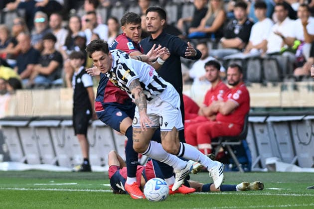 NICOLO ZANIOLO, Udinese, Serie A 2026-27, Udinese-Cagliari 0-1, azione, action, contrasto SERIE A 2026-27 UDINESE-CAGLIARI 0-1