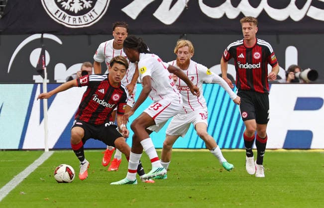 September 19, 2026, xovx, Soccer, Bundesliga, Eintracht Frankfurt vs. SC Freiburg: Ritsu Doan (Eintracht Frankfurt), Derry Scherhant (SC Freiburg), Jordy Makengo (SC Freiburg), Niklas Beste, SC Freiburg; Elias Baum, Eintracht Frankfurt; DFL; DFB; REGULATIONS PROHIBIT ANY USE OF PHOTOGRAPHS AS IMAGE SEQUENCES AND OR QUASI-VIDEO; Eintracht Frankfurt