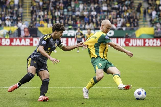 THE HAGUE - (lr) IsmaÃ«l Baouf of SC Cambuur and Evan Rottier of ADO Den Haag during the Dutch Eredivisie match between ADO Den Haag and SC Cambuur at the WerkTalent Stadion on September 19, 2026 in The Hague, the Netherlands. MAURICE VAN STEEN ANP Eredivisie 2026 27 xVIxANPxSportx xxANPxIVx 569265447 originalFilename: 569265447.jpg