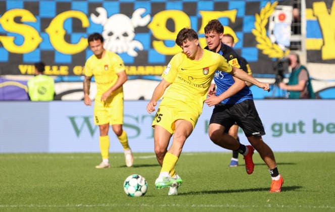 September 19, 2026, Soccer, Men s, 3rd Division, 2026–2027 Season, 1 FC Saarbrücken vs. SG Sonnenhof Großaspach, Arbnor Nuraj (SG Sonnenhof Großaspach) and Alexander Staff (1 FC Saarbrücken), Saarbrücken Ludwigsparkstadion, Saarland, Germany Copyright: xFabianxKleerx