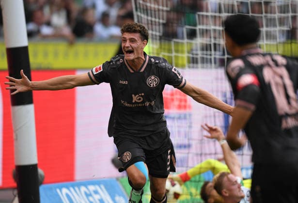 September 19, 2026, xophax, Soccer, Bundesliga 1, DFL, Borussia Mönchengladbach vs. 1. FSV Mainz 05, Eric Martel; Mainz 05 scores the 3-2 goal for Mainz. DFL DFB regulations prohibit any use of photographs as image sequences and or quasi VIDEO Mönchengladbach