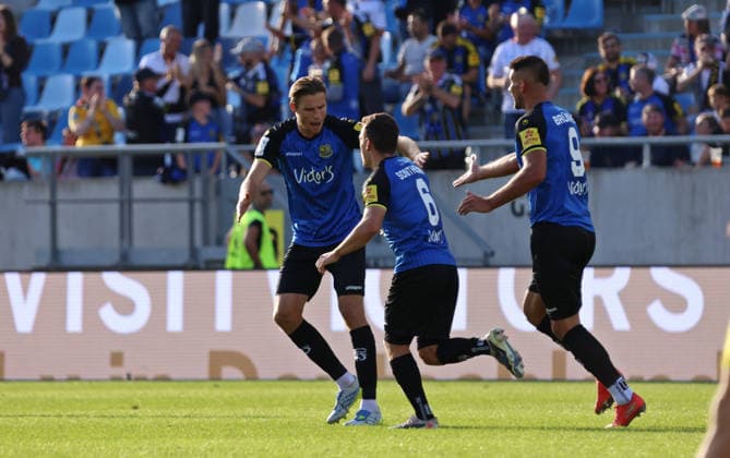 September 19, 2026, Soccer, Men s, 3rd Division, 2026–2027 Season, 1 FC Saarbrücken vs. SG Sonnenhof Großaspach, 1 FC Saarbrücken celebrates after Patrick Sontheimer scores the 1–1 goal; 1 FC Saarbrücken, Saarbrücken, Ludwigsparkstadion, Saarland, Germany Copyright: xFabianxKleerx