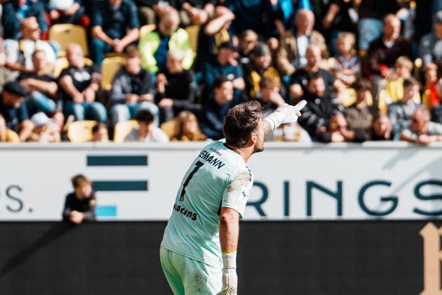 German Soccer 3rd Division 2026–2027, Matchday 7: Alemannia Aachen vs. Fortuna Düsseldorf at Tivoli Aachen; Manuel Riemann of Alemannia Aachen shouts instructions loudly Copyright: xThiemoxRudolphx