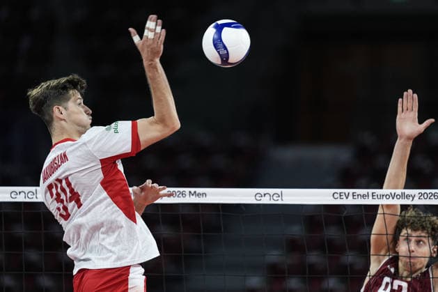 Poland v Latvia - CEV EuroVolley 2026 Men SOFIA, BULGARIA - SEPTEMBER 19: Szymon Jakubiszak (34) of Poland in action during the CEV 2026 European Men s Volleyball Championship Round 16 match between Poland and Latvia at Arena Sofia in Sofia, Bulgaria on September 19, 2026. Osmancan Gurdogan Anadolu Sofia Bulgaria. Editorial use only. Please get in touch for any other usage.  Copyright: x2026xAnadoluxOsmancanxGurdoganx